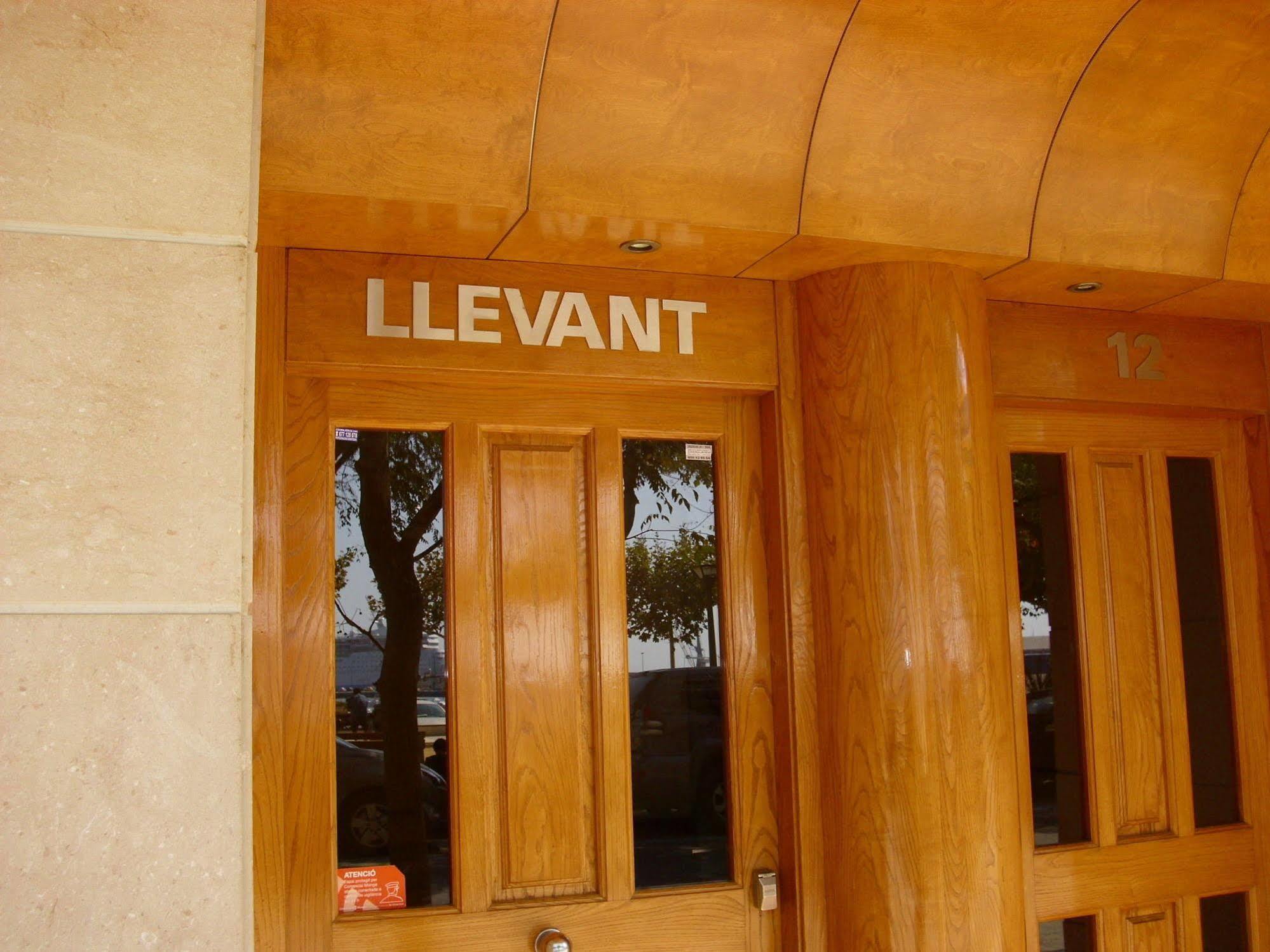 Edifici Llevant I Ponent Palamós Εξωτερικό φωτογραφία